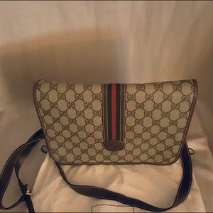 GUCCI VINTAGE PURSE